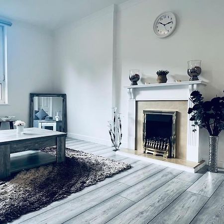 Superb 2 Bedroom Apartment With Free Parking Edinburgh Eksteriør bilde